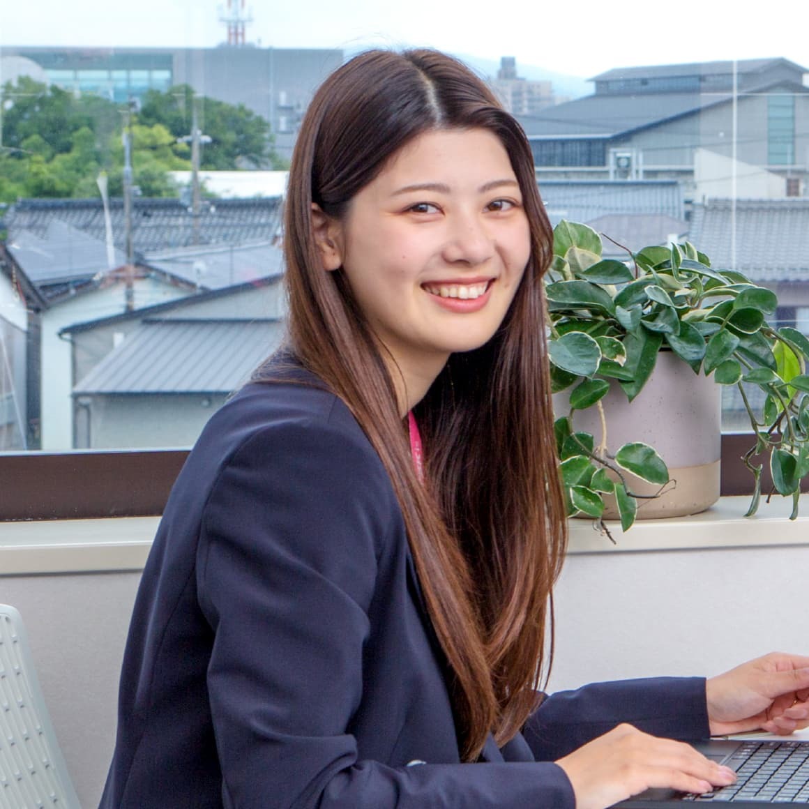 Y.Iさん_2022年入社_営業部